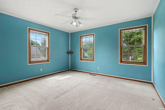15518 Spring Meadow Lane, Granger, IN 46530