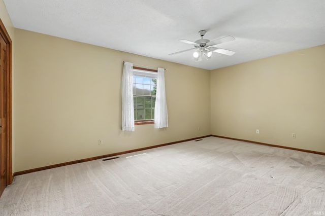 15518 Spring Meadow Lane, Granger, IN 46530