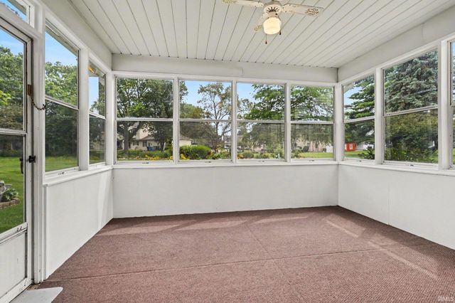 15518 Spring Meadow Lane, Granger, IN 46530