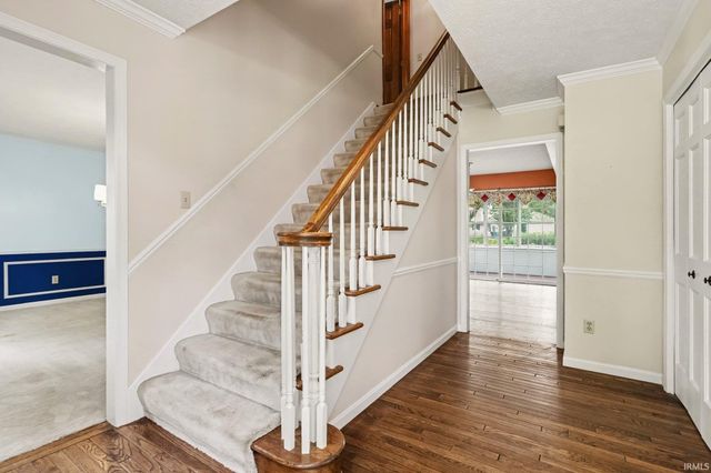 15518 Spring Meadow Lane, Granger, IN 46530
