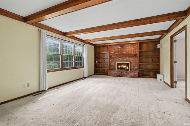15518 Spring Meadow Lane, Granger, IN 46530