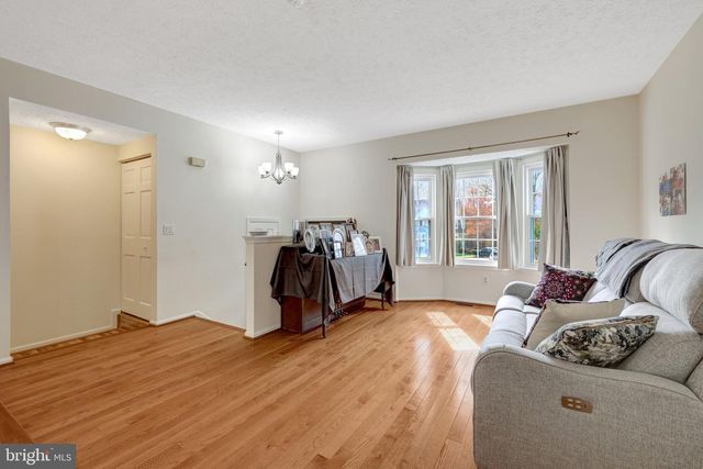 3621 BUCKEYE CT, Fairfax, VA 22033