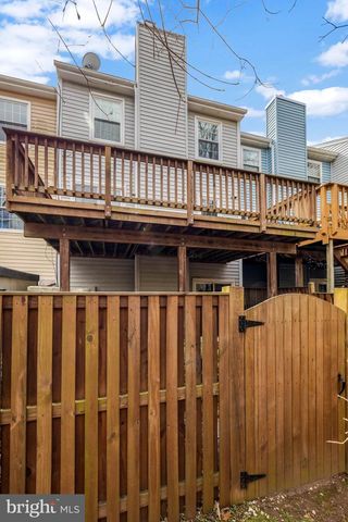 3621 BUCKEYE CT, Fairfax, VA 22033