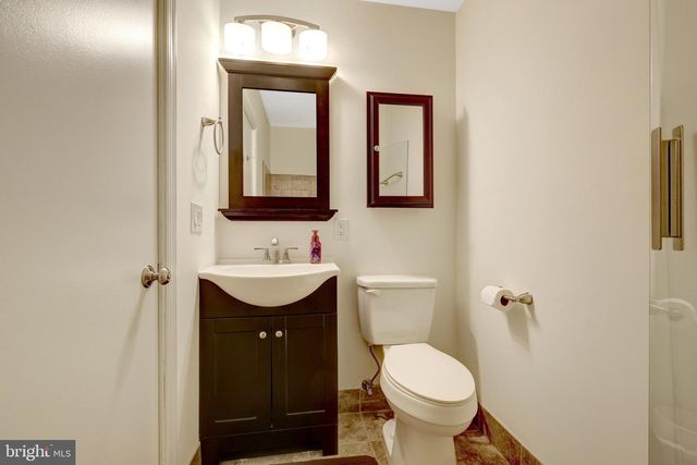 3621 BUCKEYE CT, Fairfax, VA 22033