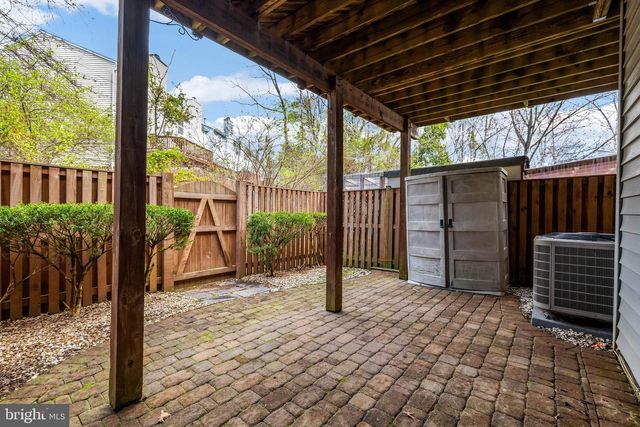 3621 BUCKEYE CT, Fairfax, VA 22033