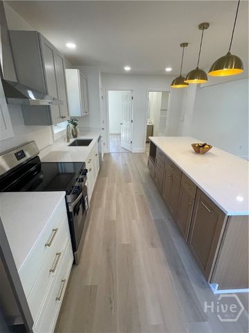 1510 E 49th Street, Savannah, GA 31404