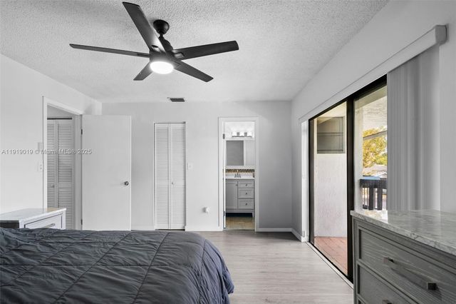 10936 NW 7th St 1003, Miami, FL 33172