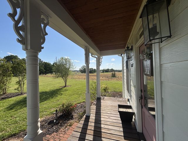 1687 Georgia Crossing Rd, Winchester, TN 37398