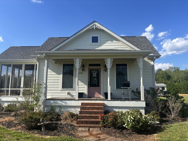 1687 Georgia Crossing Rd, Winchester, TN 37398