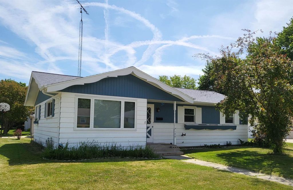 190 PRAIRIE COURT, Fond Du Lac, WI 54935