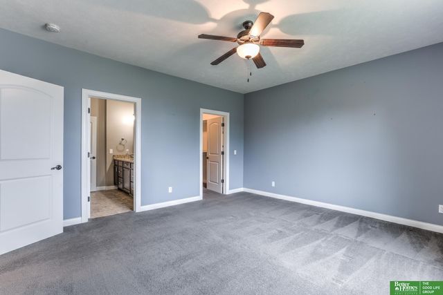 15704 Hartman Avenue, Omaha, NE 68116