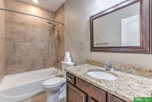 15704 Hartman Avenue, Omaha, NE 68116