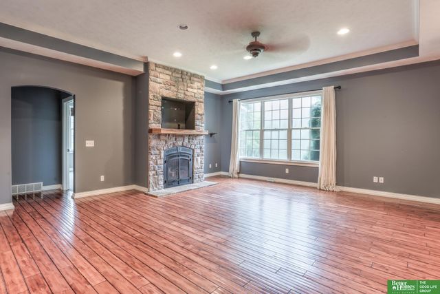 15704 Hartman Avenue, Omaha, NE 68116