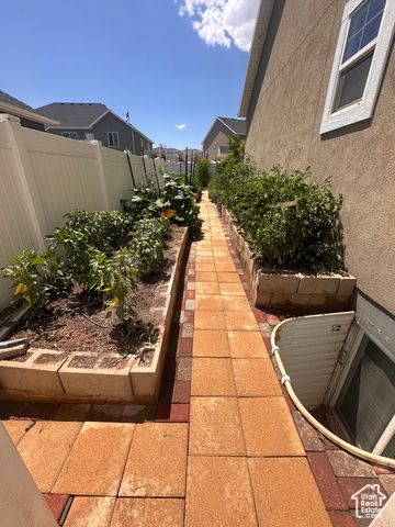 336 N 950 W, Roosevelt, UT 84066