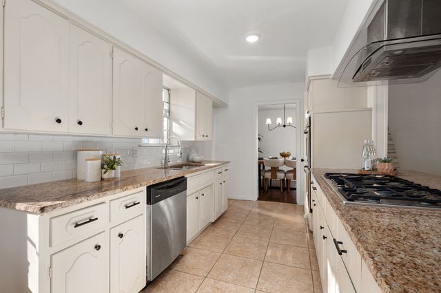 1204 Janwood Drive, Plano, TX 75075