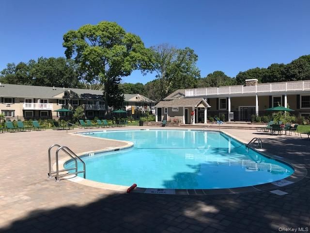 9 Ipswich Place 0907A, Coram, NY 11727