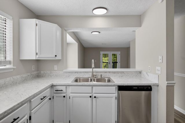 1530 Fort Johnson Road Apt 1e, Charleston, SC 29412