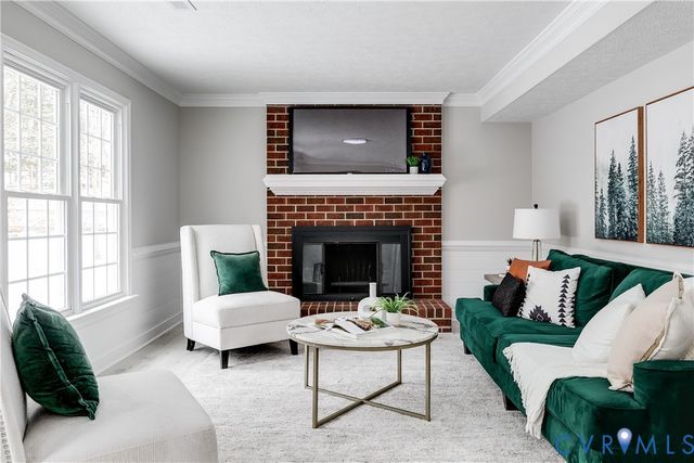 9916 Kingussle Ln, Richmond, VA 23236