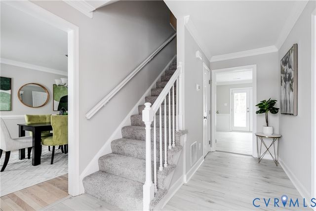 9916 Kingussle Ln, Richmond, VA 23236