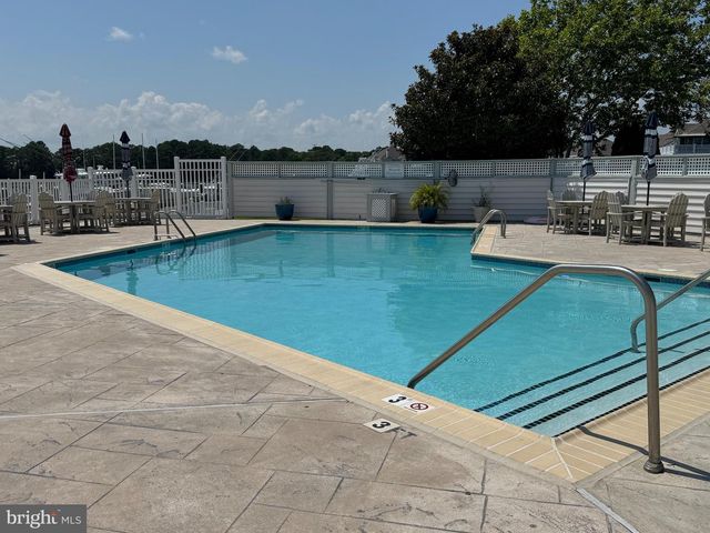 9600 OCEANVIEW LN, Ocean City, MD 21842