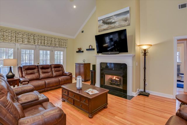 216 Charleston Lane, Mc Cormick, SC 29835