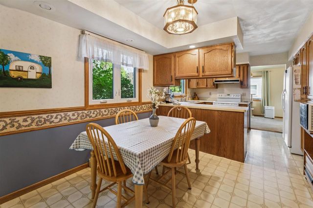 1601 S IRMA STREET, Appleton, WI 54915