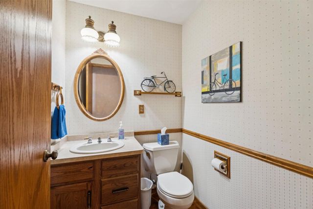 1601 S IRMA STREET, Appleton, WI 54915