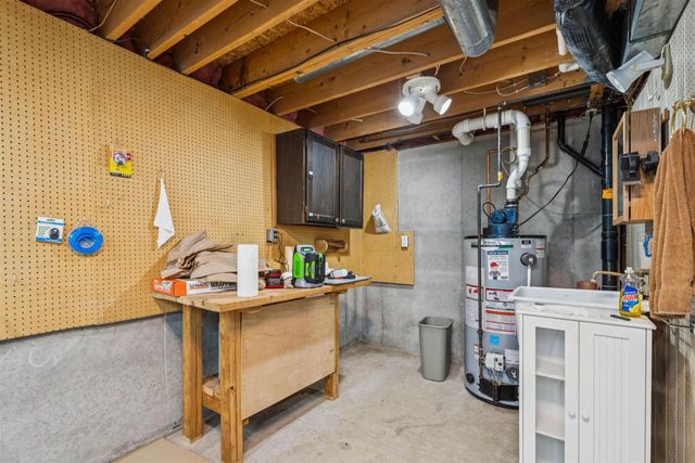1601 S IRMA STREET, Appleton, WI 54915