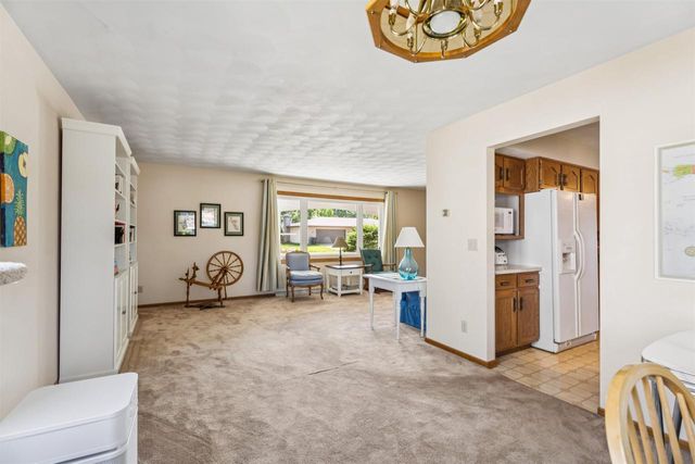 1601 S IRMA STREET, Appleton, WI 54915