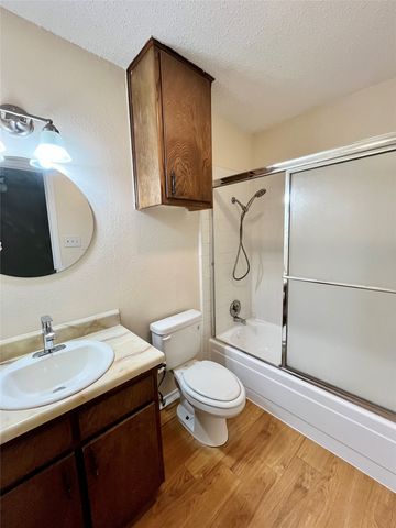 5701 Willow Elm Drive, Arlington, TX 76017