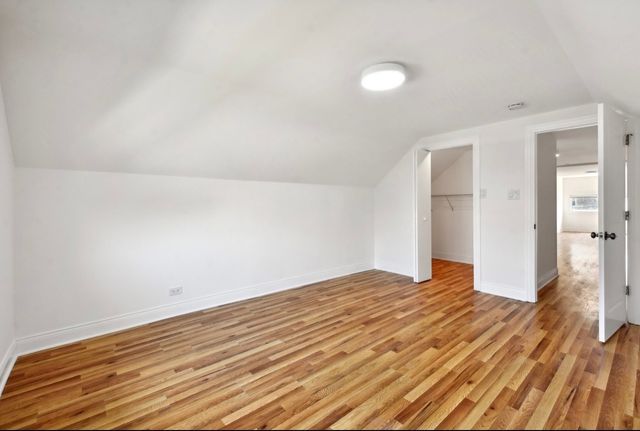 1932 East Avenue, Berwyn, IL 60402