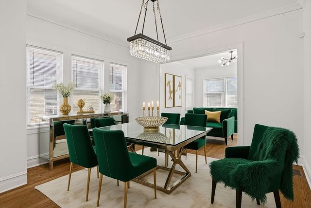 1932 East Avenue, Berwyn, IL 60402