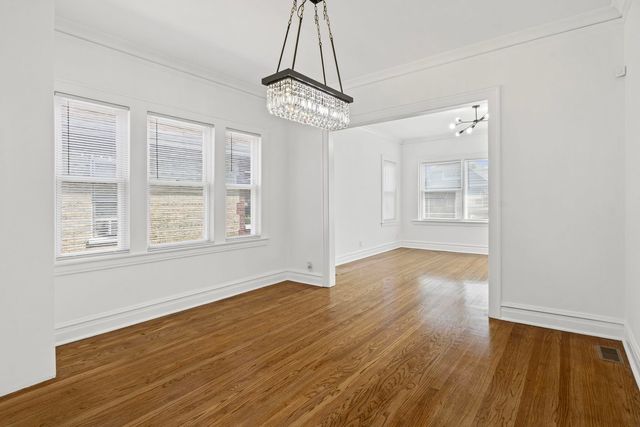 1932 East Avenue, Berwyn, IL 60402