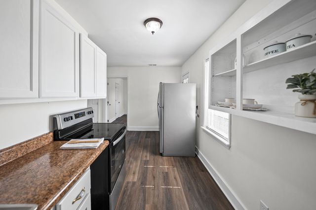 1216 Vine St, Clarksville, TN 37040