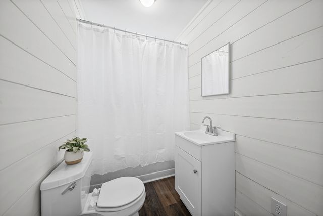 1216 Vine St, Clarksville, TN 37040