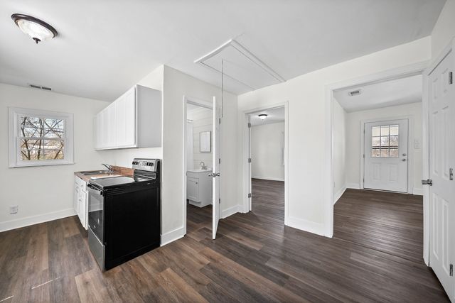 1216 Vine St, Clarksville, TN 37040