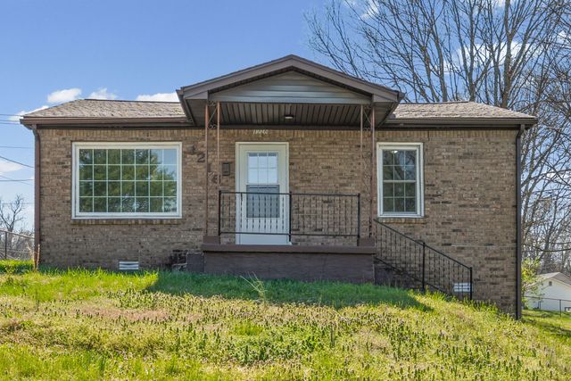1216 Vine St, Clarksville, TN 37040