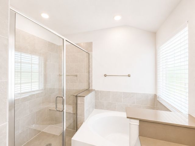1001 Old Iron Bend, Euless, TX 76040