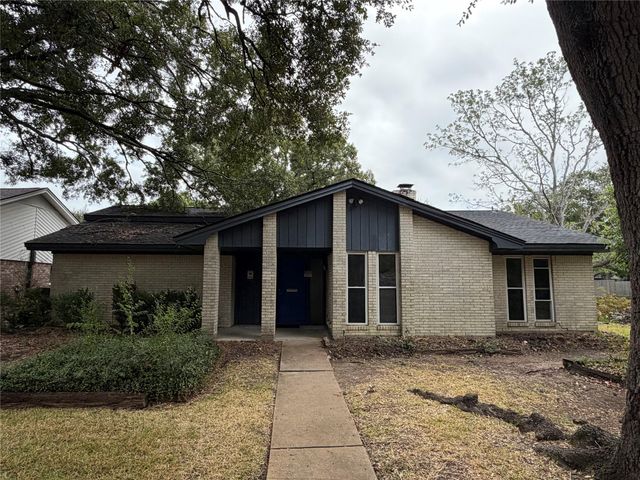 15435 Torry Pines Road, Houston, TX 77062