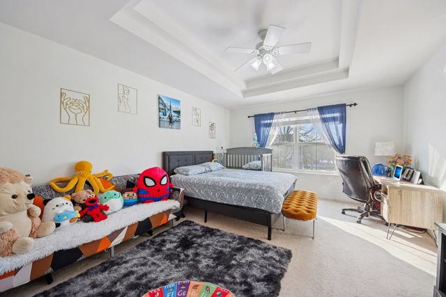 424 Acushnet Street, Elgin, IL 60124