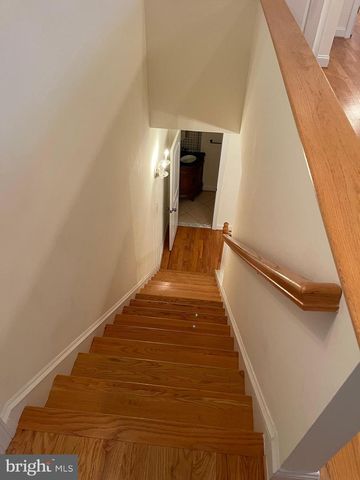 118 QUAINT ACRES DR, Silver Spring, MD 20904