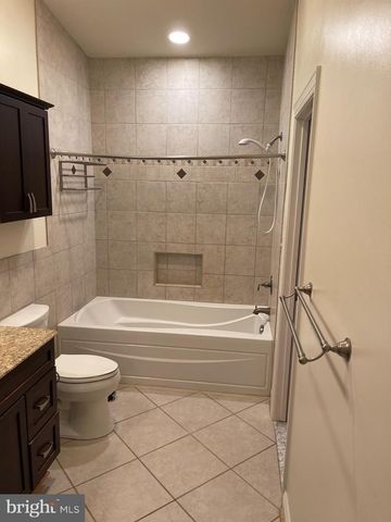 118 QUAINT ACRES DR, Silver Spring, MD 20904