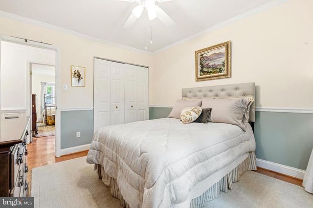 5044 CLIFFHAVEN DR, Annandale, VA 22003