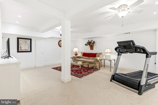 5044 CLIFFHAVEN DR, Annandale, VA 22003