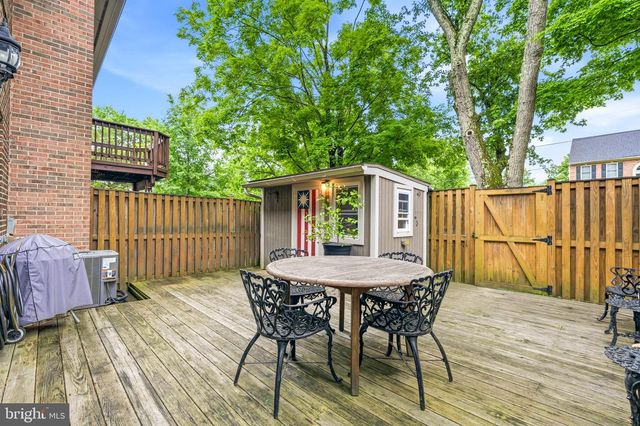 5044 CLIFFHAVEN DR, Annandale, VA 22003