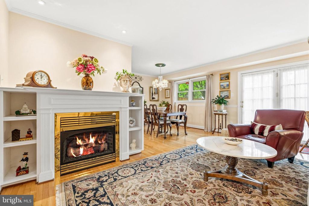 5044 CLIFFHAVEN DR, Annandale, VA 22003