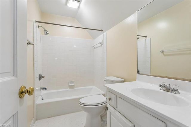 116 Chischiak Watch, Yorktown, VA 23690