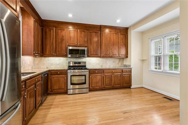 116 Chischiak Watch, Yorktown, VA 23690