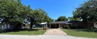 241 E Aurora Street, Rhome, TX 76078