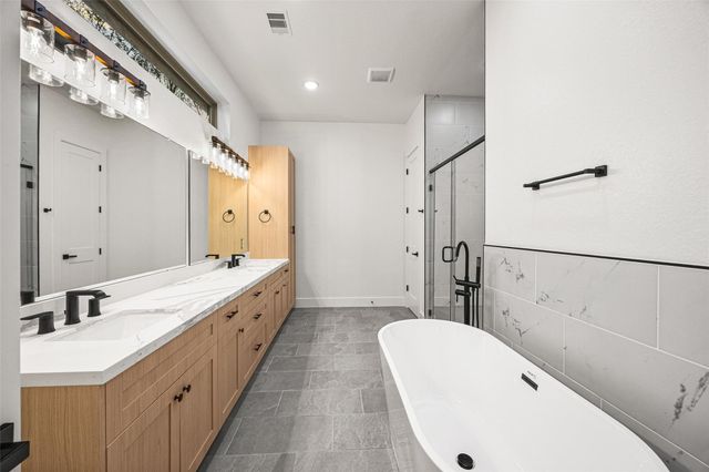 525 County Road 6617, Dayton, TX 77535